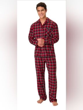 Hanes NEW Red Plaid Flannel Pajama Set Men’s Medium 2 Piece Sleepwear
